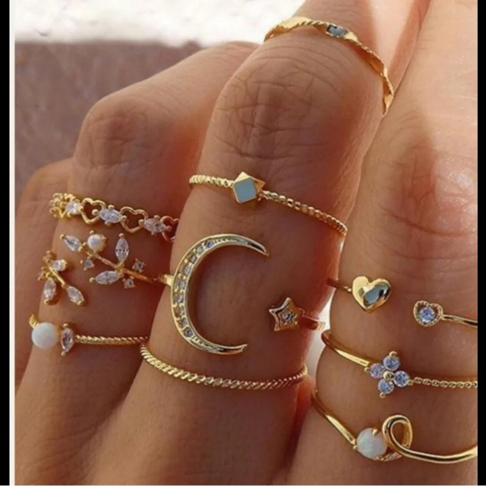 🔥Moon and Star Rings Set - Picture 1 of 4